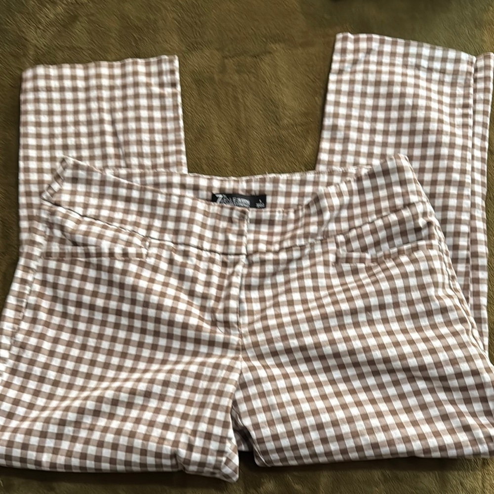 New York & Company Brown and White Ankle Cropped Pants